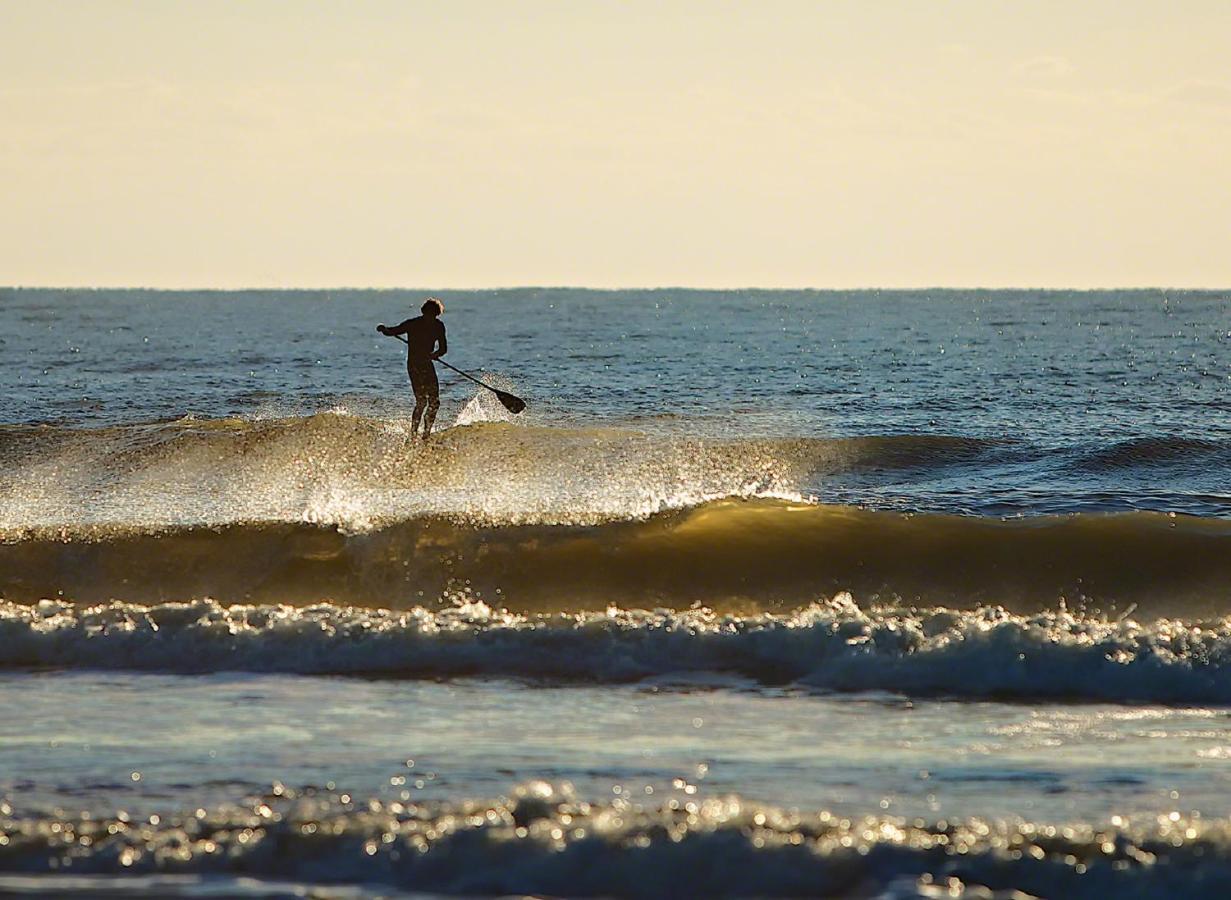 Folly Vacation Perfect Purple Palace Apt A Folly Beach Esterno foto